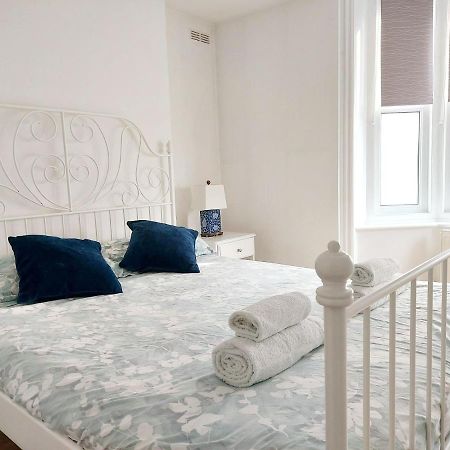 Cosy Central Canterbury - Modern Victorian Екстер'єр фото